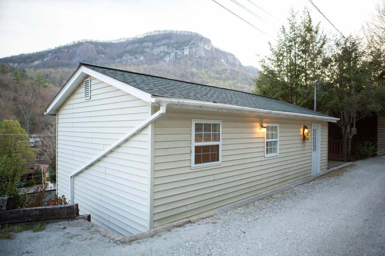 The Chimney Rock Inn & Cottages Exterior photo